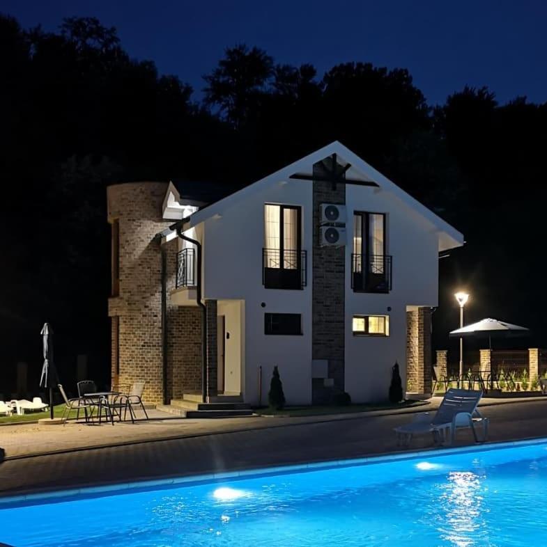 Апарт отель Crown House Врнячка-Баня Экстерьер фото
